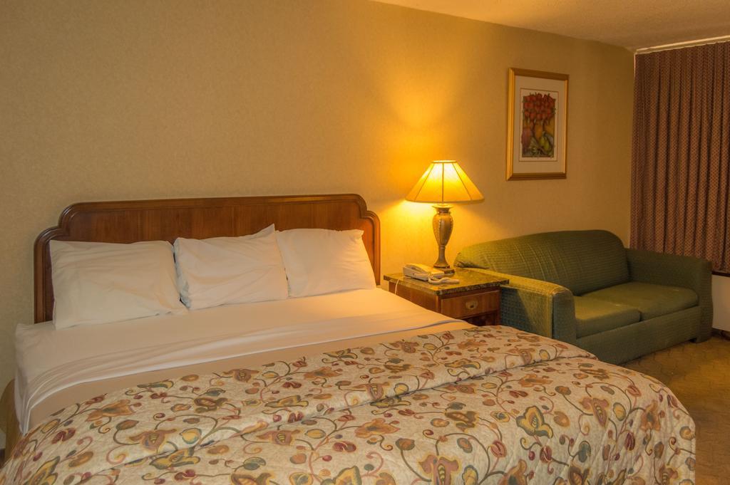 Executive Inn Hotel And Conference Center Lawton Szoba fotó
